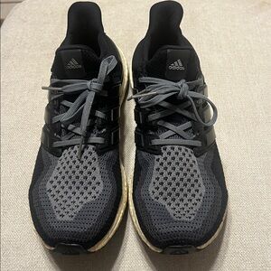 adidas Ultra Boost Black and Gray Knit Running Sneakers EUC & CLEAN Made to run
